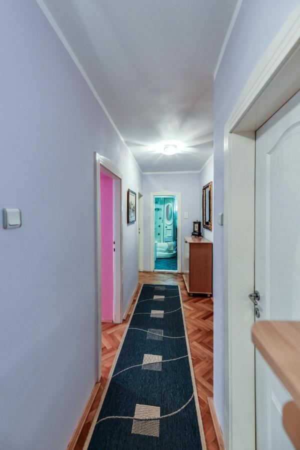 Lux Apartman Cvetkovic Kraljevo Exteriér fotografie